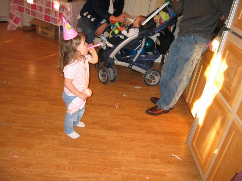 20041204 Jillian bday 25.JPG